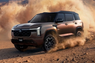 2027 Mitsubishi Pajero