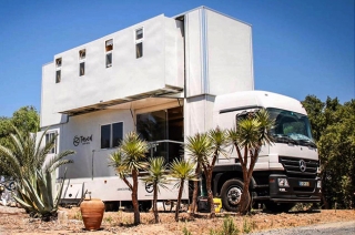 Truck Surf Hotel