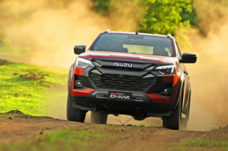Isuzu Philippines keeps D-MAX prices steady for current stocks despite excise tax on pickups.