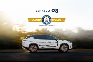 Lynk & Co 08 EM-P