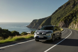 Mitsubishi Eclipse Cross revealed as an EV with 215 hp and 600 km range, sharing parts with the Renault Scenic.