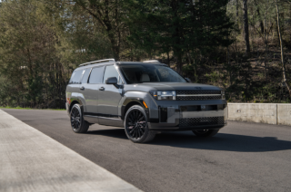 The 2025 SANTA FE also received awards for its driver assist and connected features.