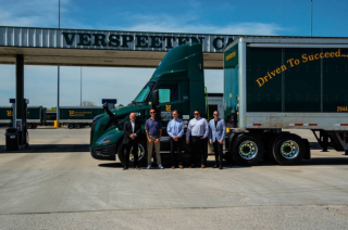 The Canadian carrier strengthens its 30-year partnership with Volvo with the redesigned truck.