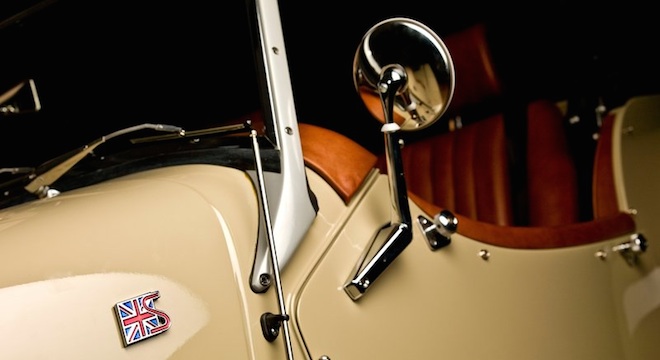 2018 Morgan Roadster 3.7L side mirror