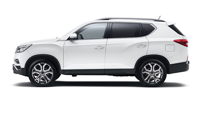 2020 SsangYong Rexton side profile