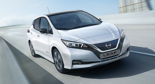 2021 Nissan LEAF exterior quarter front Philippines 