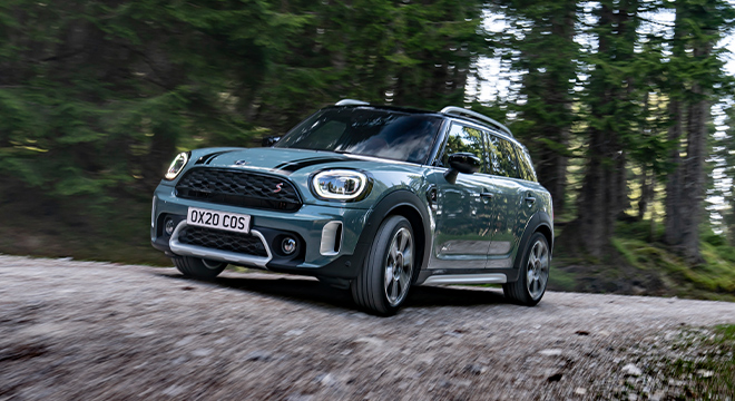 2022 Mini Cooper Countryman Front Quarter Exterior 