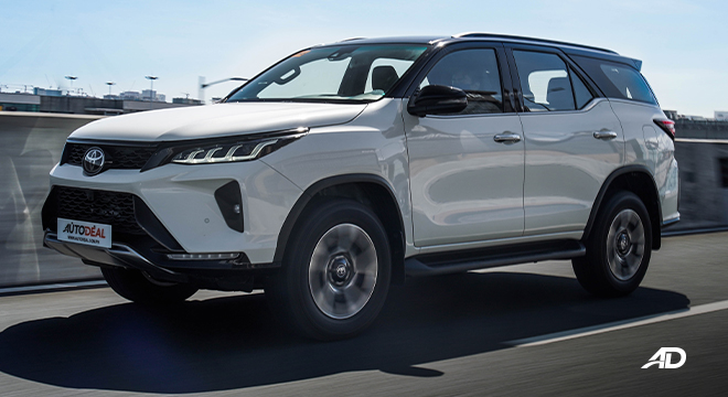 2022 Toyota Fortuner exterior quarter front