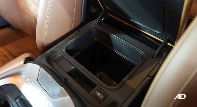 2025 Nissan Patrol Glove Box