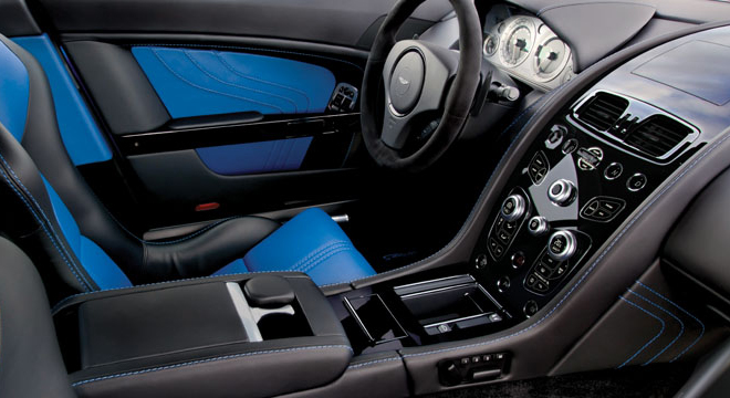 Aston Martin Vantage