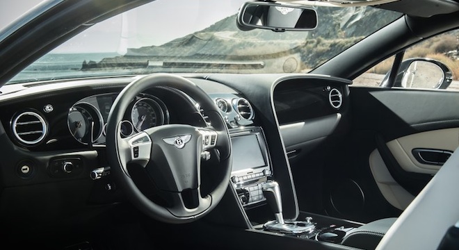 Bentley Continental GT 2018 dashboard