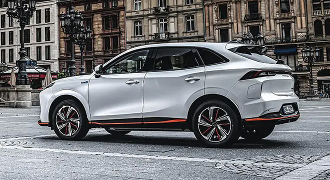 Dongfeng Forthing Friday Profile