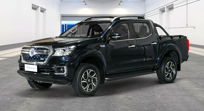 Dongfeng Rich6 EV 450 Front Left Quarter