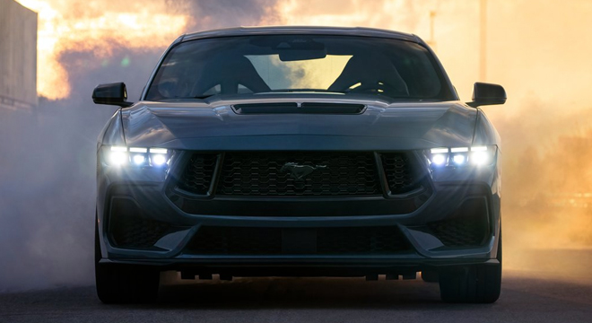 Ford Mustang GT Premium Front