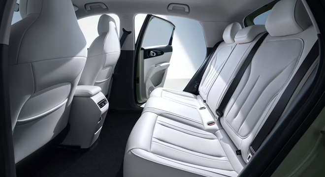 Geely EX2