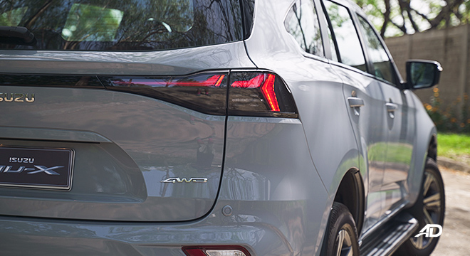 Isuzu mu-X Taillights 2