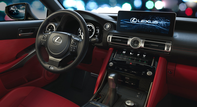 Lexus IS