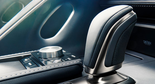 Lexus LC 500 gear shifter