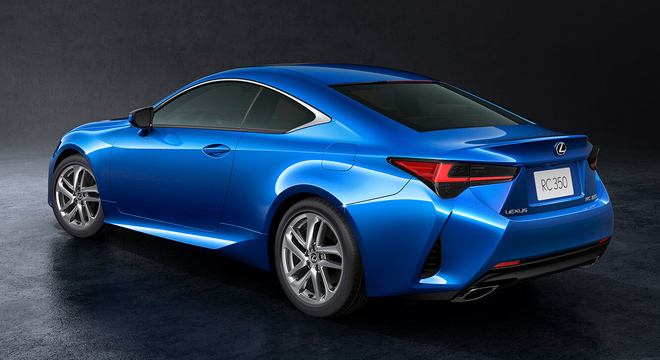 Lexus RC 2022 rear quarter