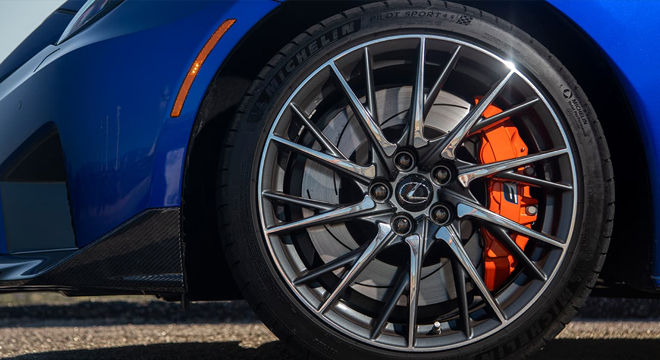 Lexus RC F 2022 wheels