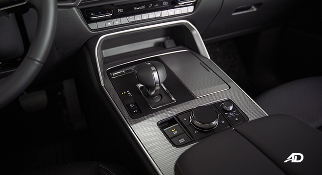 Mazda CX-60 HEV Turbo Center Console