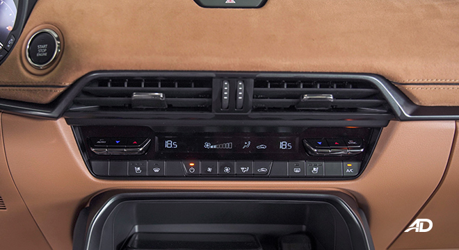 Mazda CX-60 HEV Turbo D-Sport Air Vents