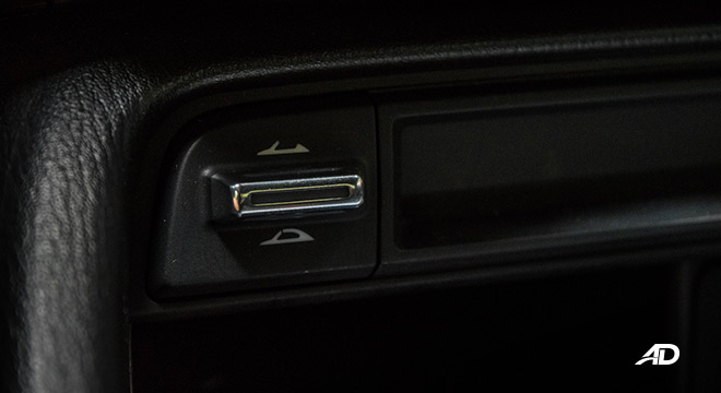 mazda mx-5 rf review road test roof switch interior