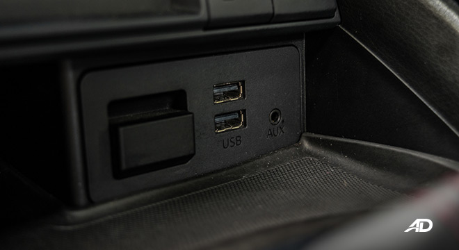 mazda mx-5 rf review road test usb ports interior