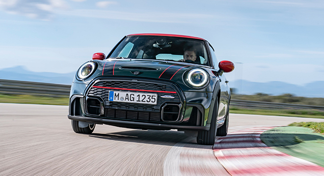 MINI Cooper John Cooper Works 3-Door
