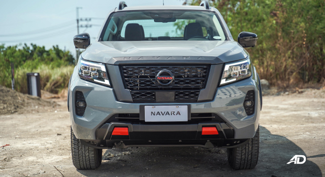 Nissan Navara front face