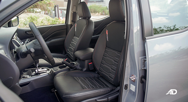 Nissan Navara front seats