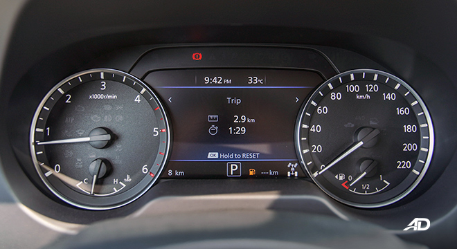 Nissan Navara gauge cluster