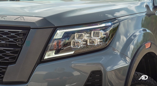 Nissan Navara LED headlights