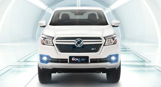 Rich 6 EV Front Fascia