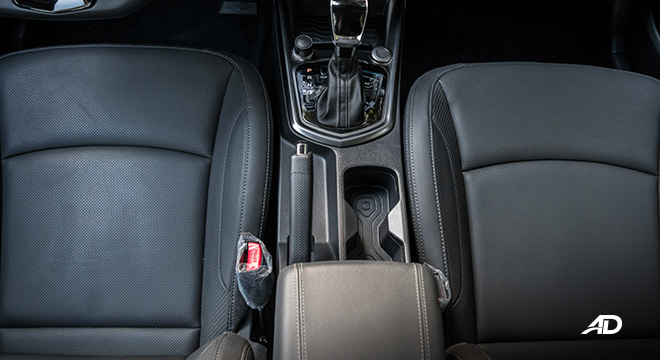 ssangyong tivoli diesel review road test leather seats interior philippines