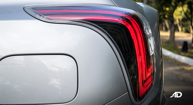 ssangyong tivoli diesel review road test side taillights exterior philippines