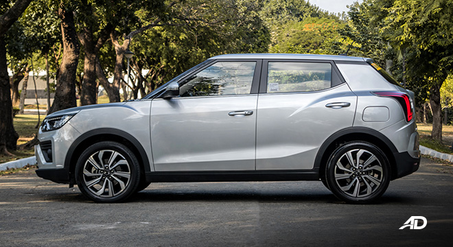 ssangyong tivoli diesel review road test side view exterior philippines