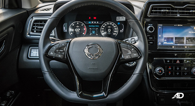 ssangyong tivoli diesel review road test steering wheel interior