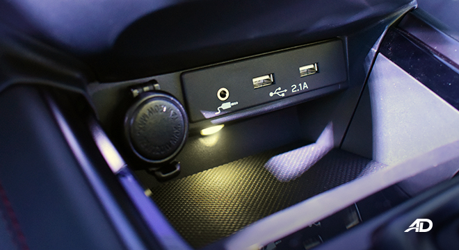 Subaru WRX Wagon center console