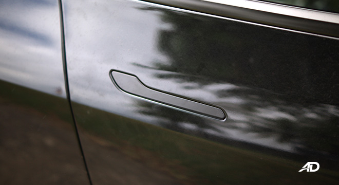Tesla Model Y Door Handles