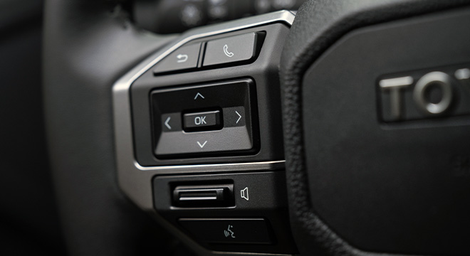 Toyota Land Cruiser Prado Steering Wheel Controls