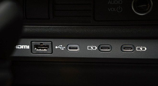 Toyota Land Cruiser Prado USB and HDMI Ports