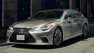 Lexus LS