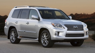 Lexus LX 2018 side