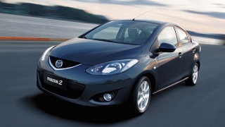 Mazda 2 Sedan