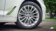 BMW 520i Luxury front wheels