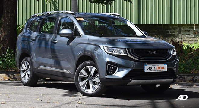 2021 Geely Okavango exterior quarter front Philippines