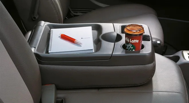 Hyundai H-100 Philippines Center arm rest and cup holders 