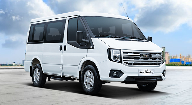 JMC Touring SWB AT Standard Roof (7 Seaters)