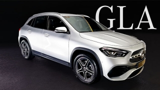 2021 Mercedes Benz GLA front quarter